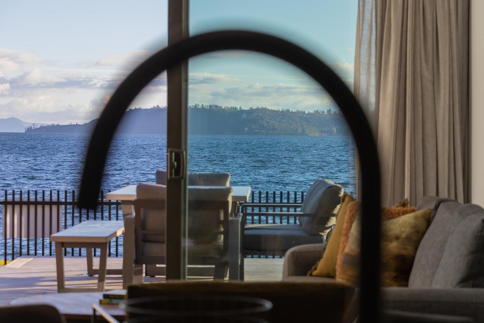 Absolute Lakefront House Taupo Dış mekan fotoğraf