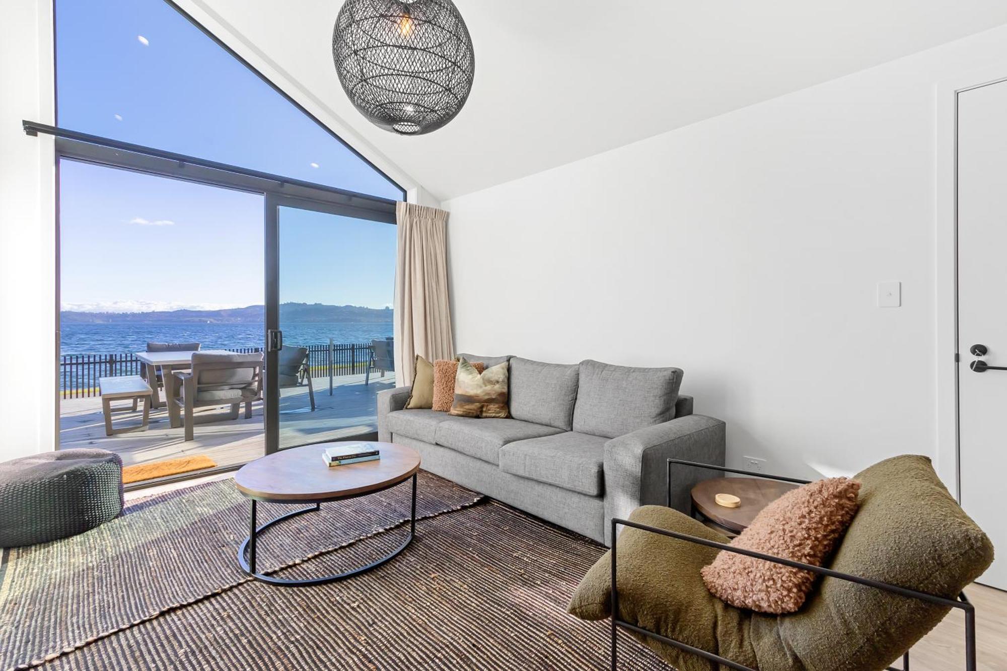 Absolute Lakefront House Taupo Dış mekan fotoğraf