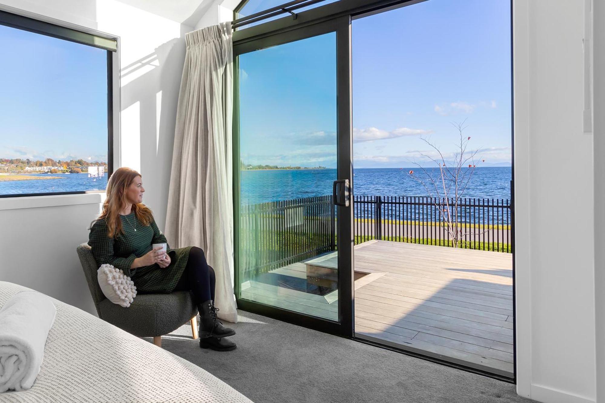 Absolute Lakefront House Taupo Dış mekan fotoğraf