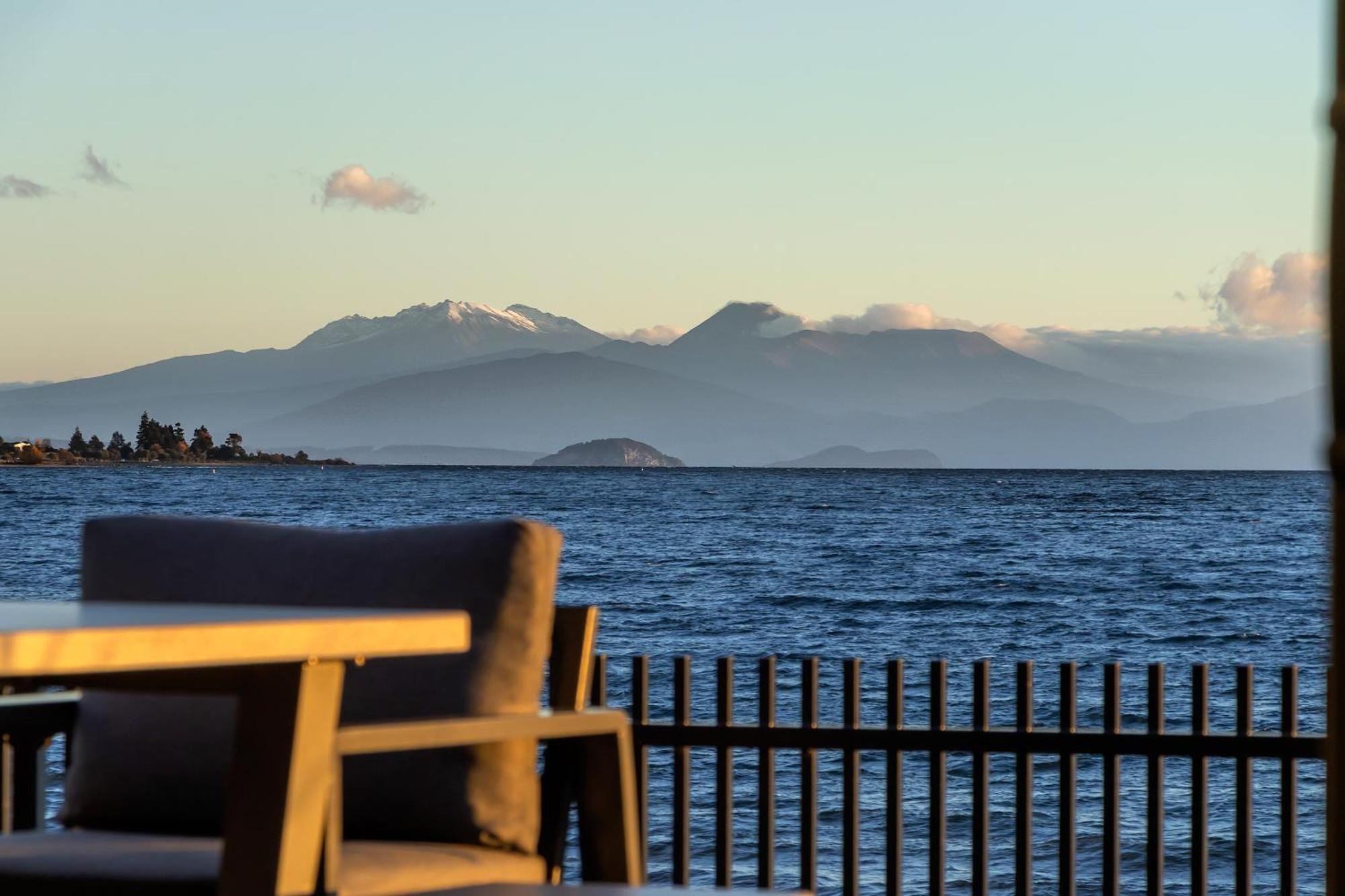 Absolute Lakefront House Taupo Dış mekan fotoğraf